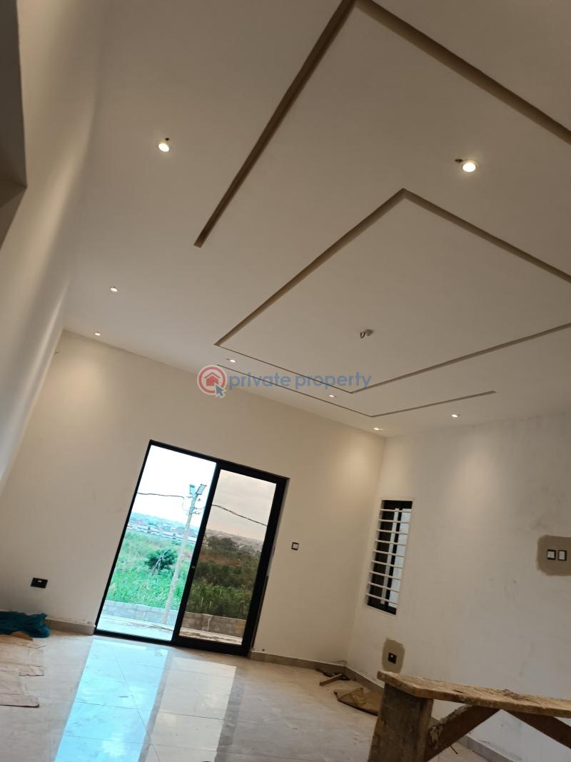 4 bedroom House For Sale Lakeside Estates. Adenta Municipal Accra - 10