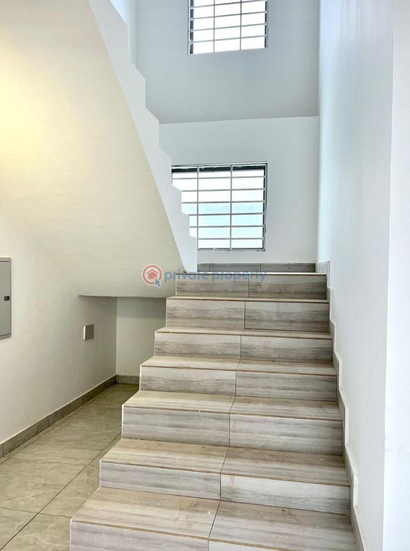 4 bedroom House For Sale Ogbojo East Legon Accra - 9