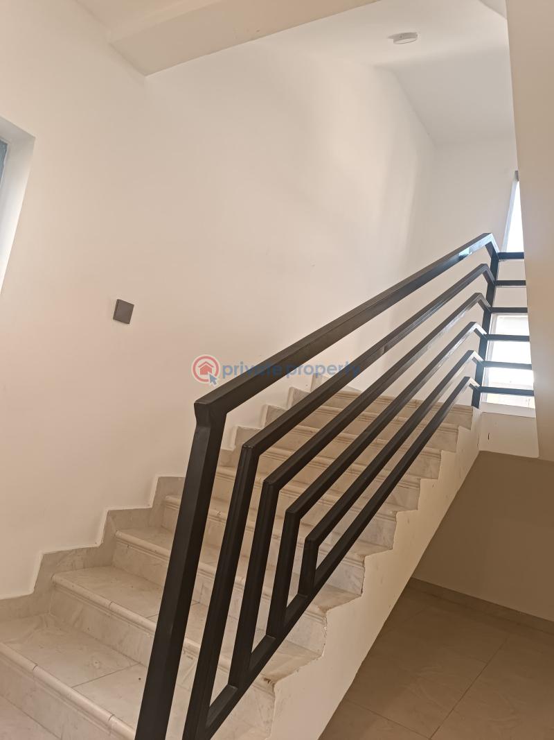 5 bedroom Detached Duplex For Sale East Legon Accra - 3