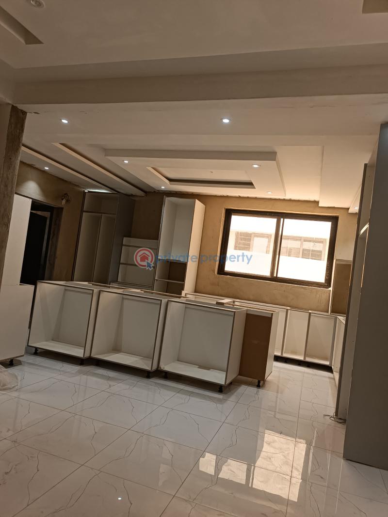 5 bedroom House For Sale Trasacco East Legon Accra - 1