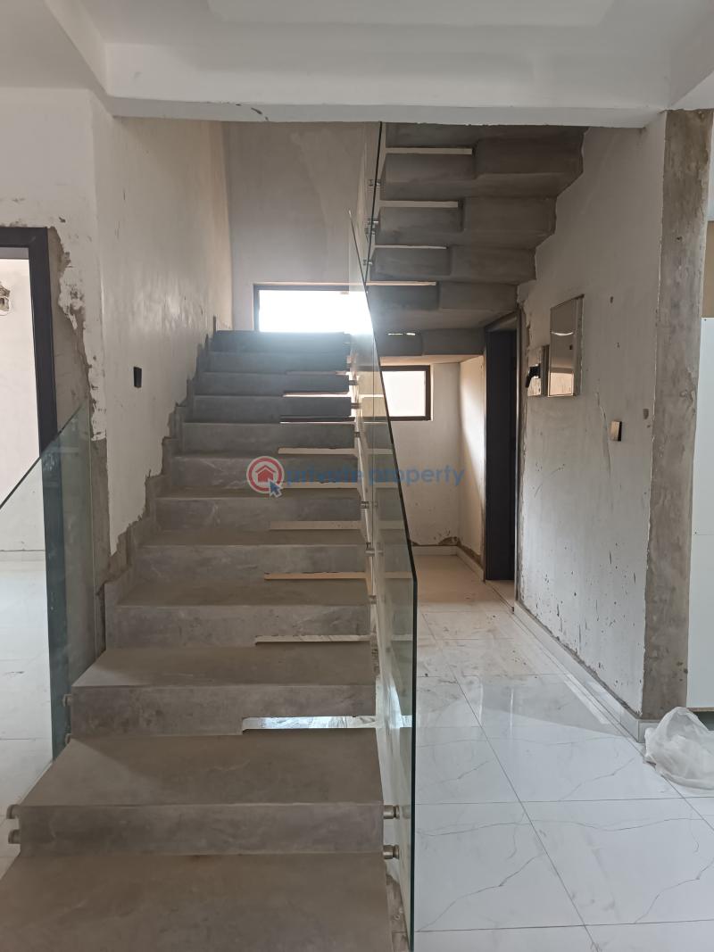 5 bedroom House For Sale Trasacco East Legon Accra - 3