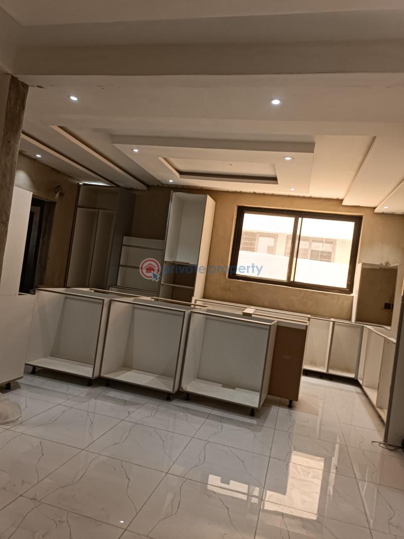 5 bedroom House For Sale Trasacco East Legon Accra - 4