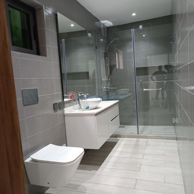 3 bedroom Hotel / Guest House For Sale East Legon Accra - 3