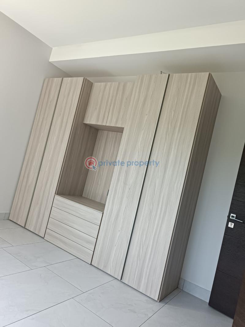 3 bedroom Townhouse For Sale Airport Residential Area Accra - 7