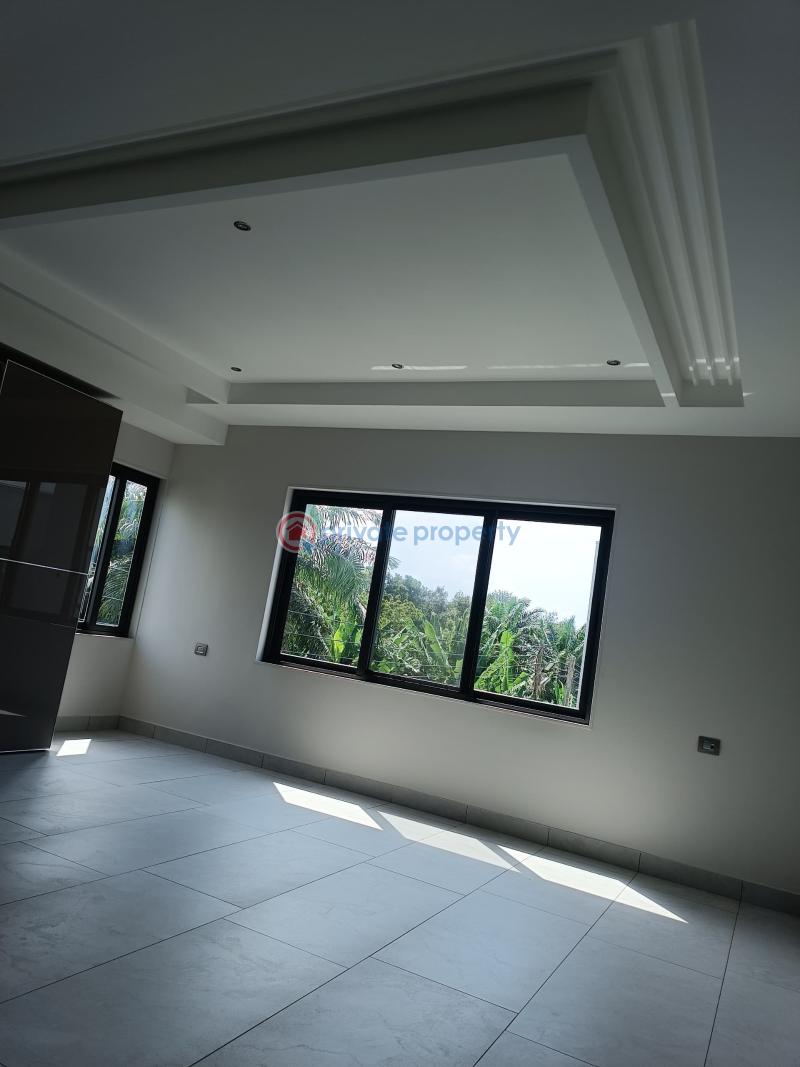 3 bedroom Townhouse For Sale Airport Residential Area Accra - 6