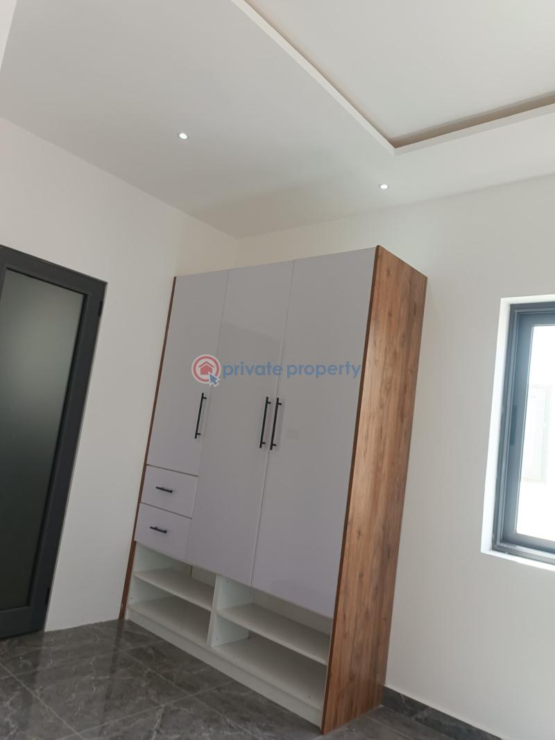 4 bedroom House For Sale Lakeside Estates. Adenta Municipal Accra - 11