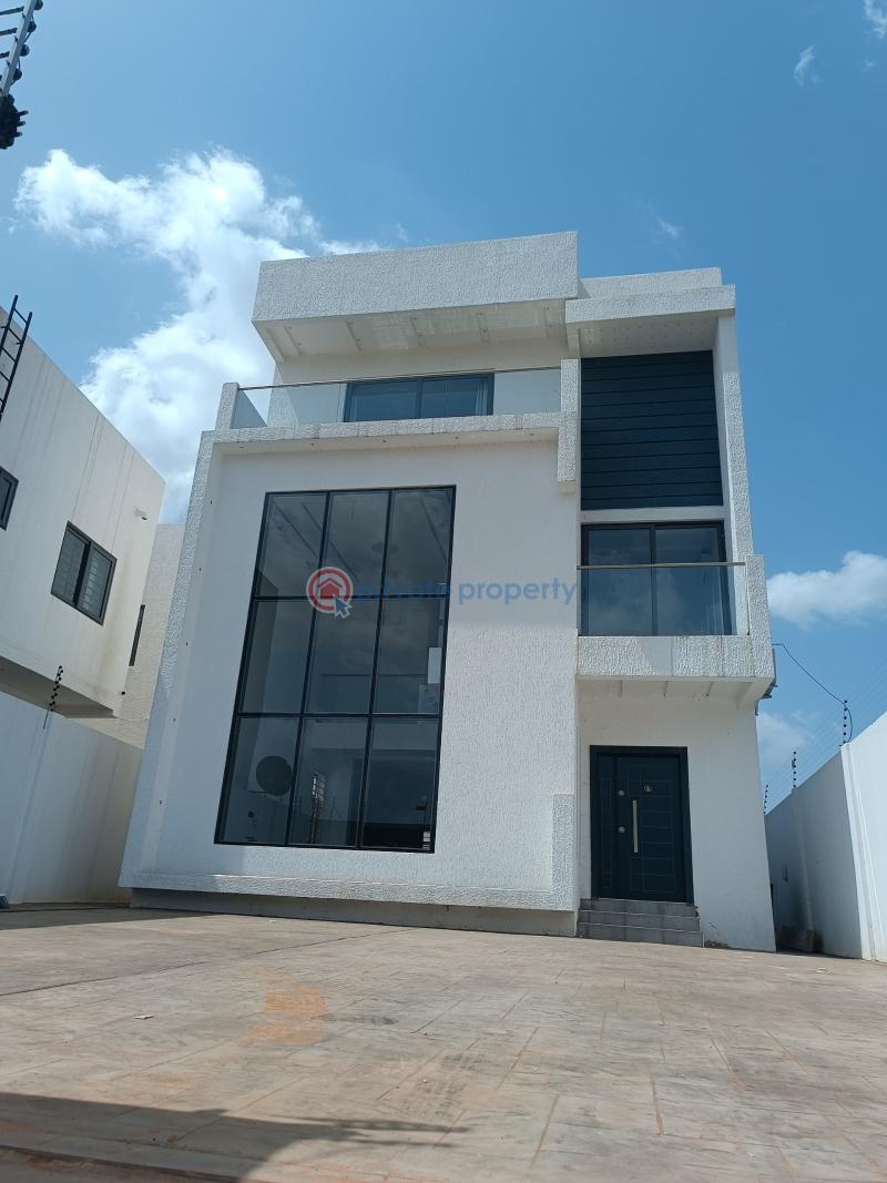 4 bedroom House For Sale Lakeside Estates. Adenta Municipal Accra - 19