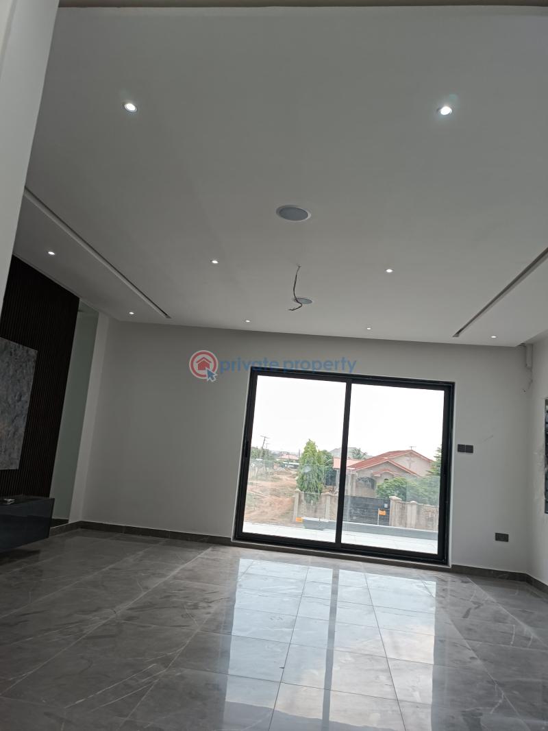 4 bedroom House For Sale Lakeside Estates. Adenta Municipal Accra - 14