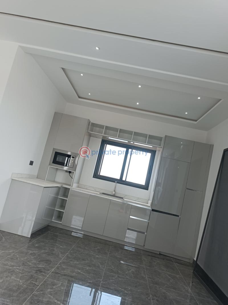 4 bedroom House For Sale Lakeside Estates. Adenta Municipal Accra - 1