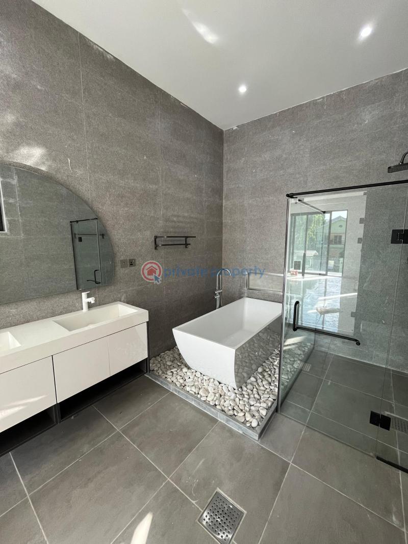 4 bedroom House For Sale East Legon Accra - 7
