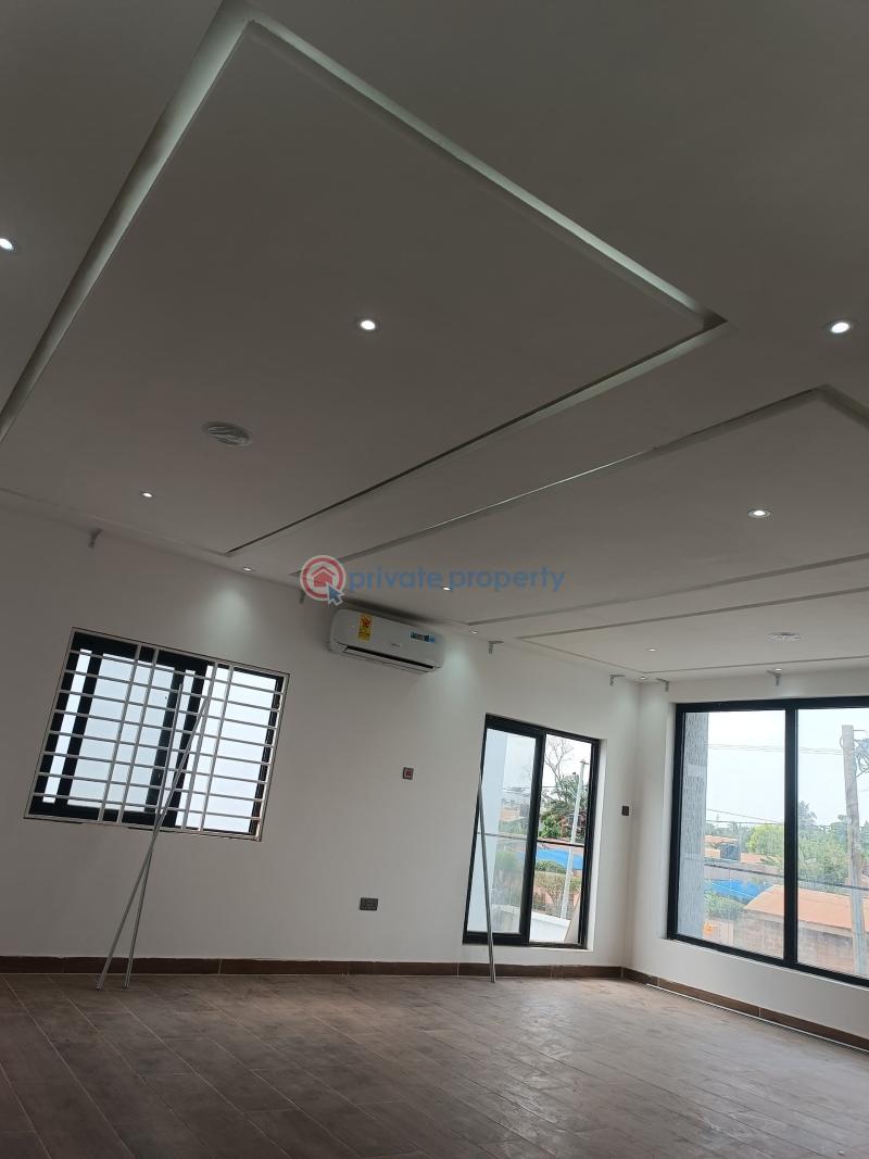 4 bedroom House For Sale Ashaley Botwe Adenta Municipal Accra - 14