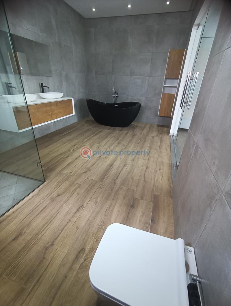4 bedroom House For Sale Trasacco East Legon Accra - 0