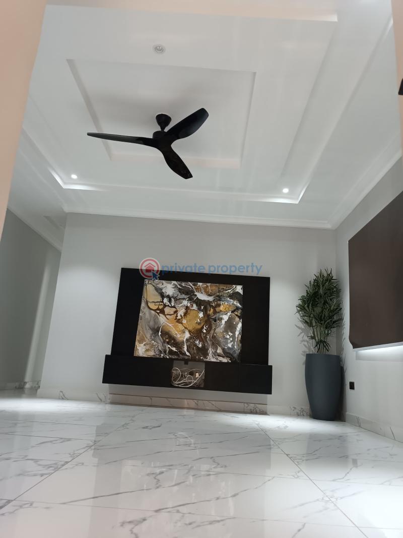 4 bedroom House For Sale Lakeside Estates. Adenta Municipal Accra - 4
