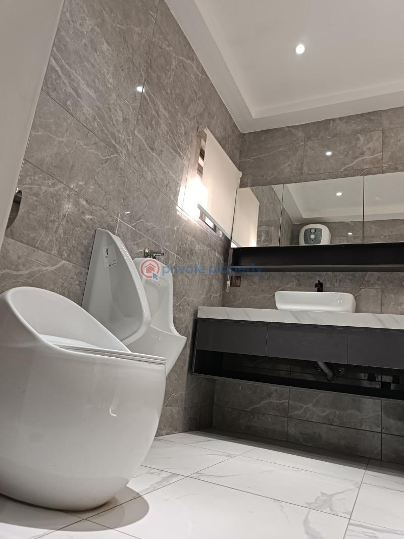 4 bedroom House For Sale Lakeside Estates. Adenta Municipal Accra - 7
