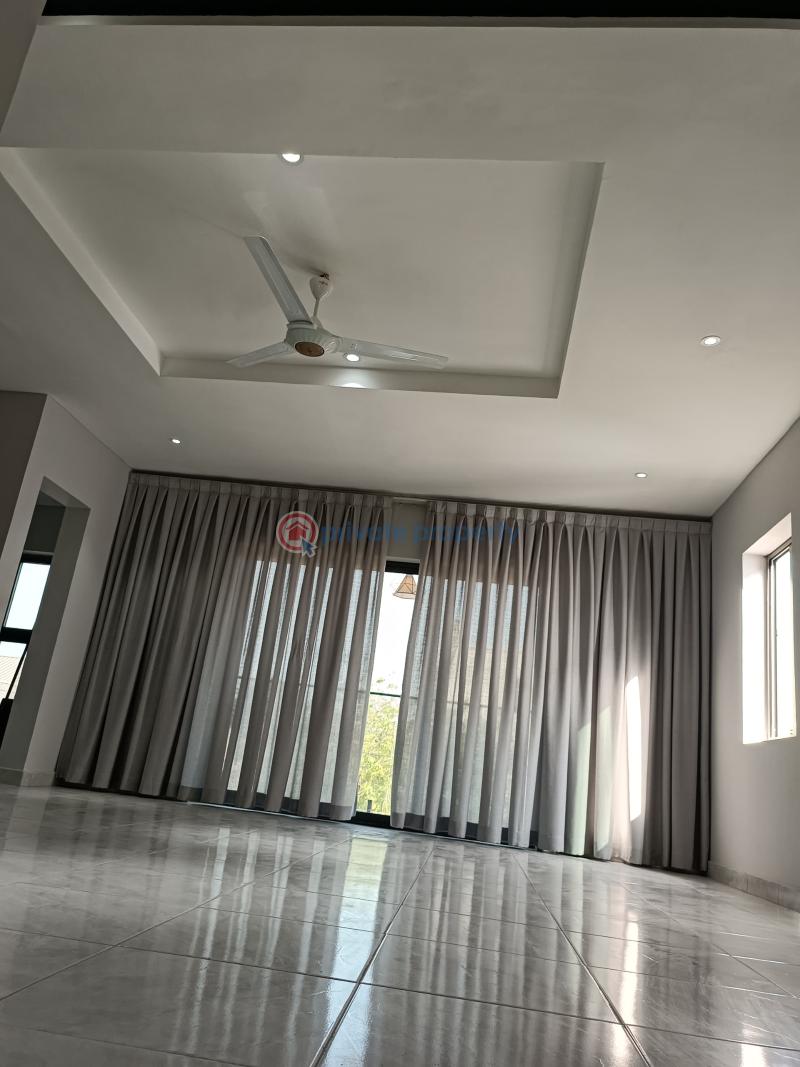 4 bedroom House For Sale Lakeside Estates. Adenta Municipal Accra - 11