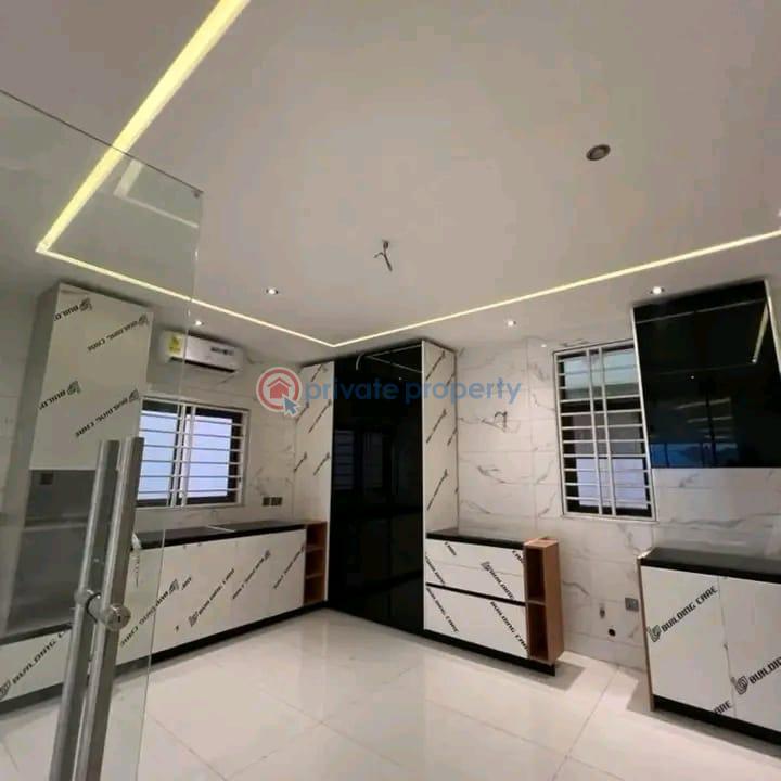 4 bedroom Townhouse For Sale Ashaley Botwe Adenta Municipal Accra - 5
