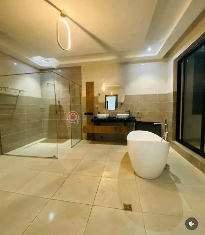 4 bedroom Townhouse For Sale East Legon Accra - 3