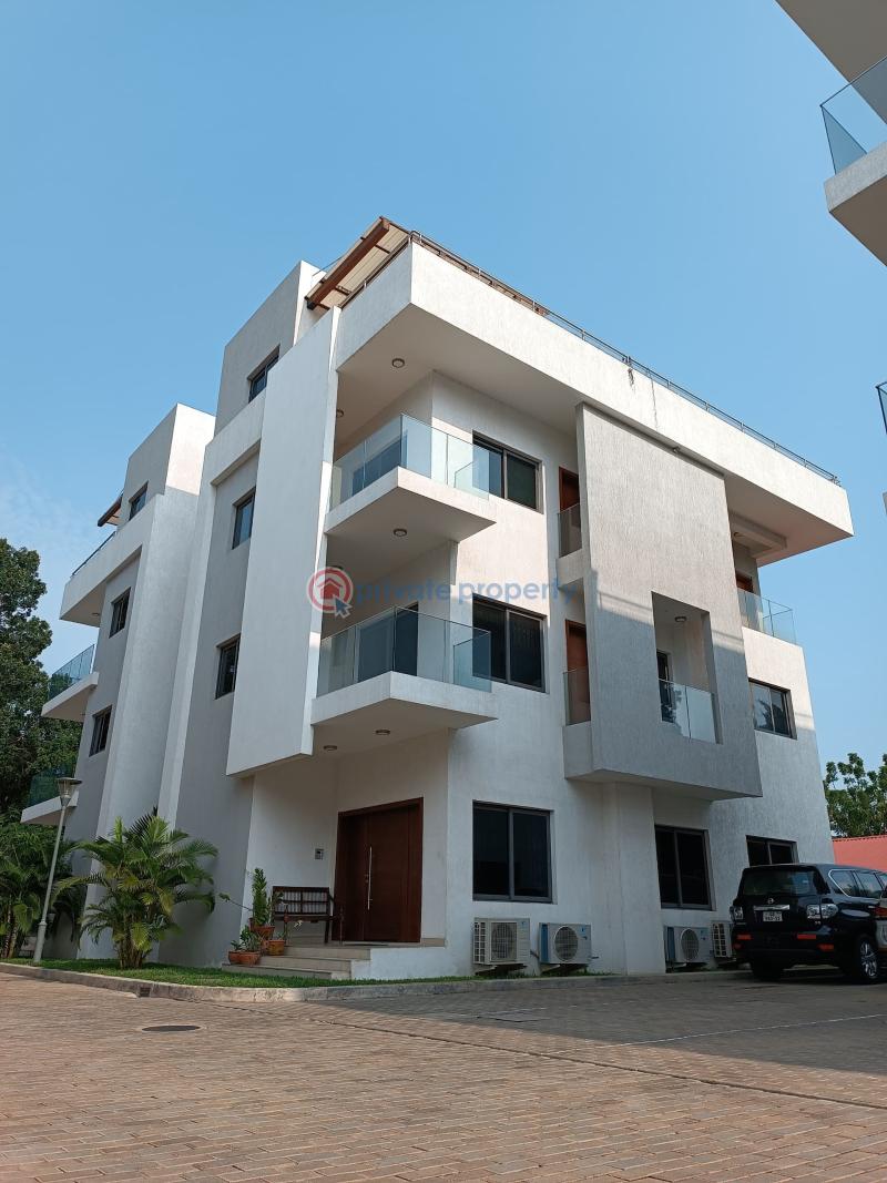 4 bedroom Townhouse For Sale Airport Residential Area Accra - 1