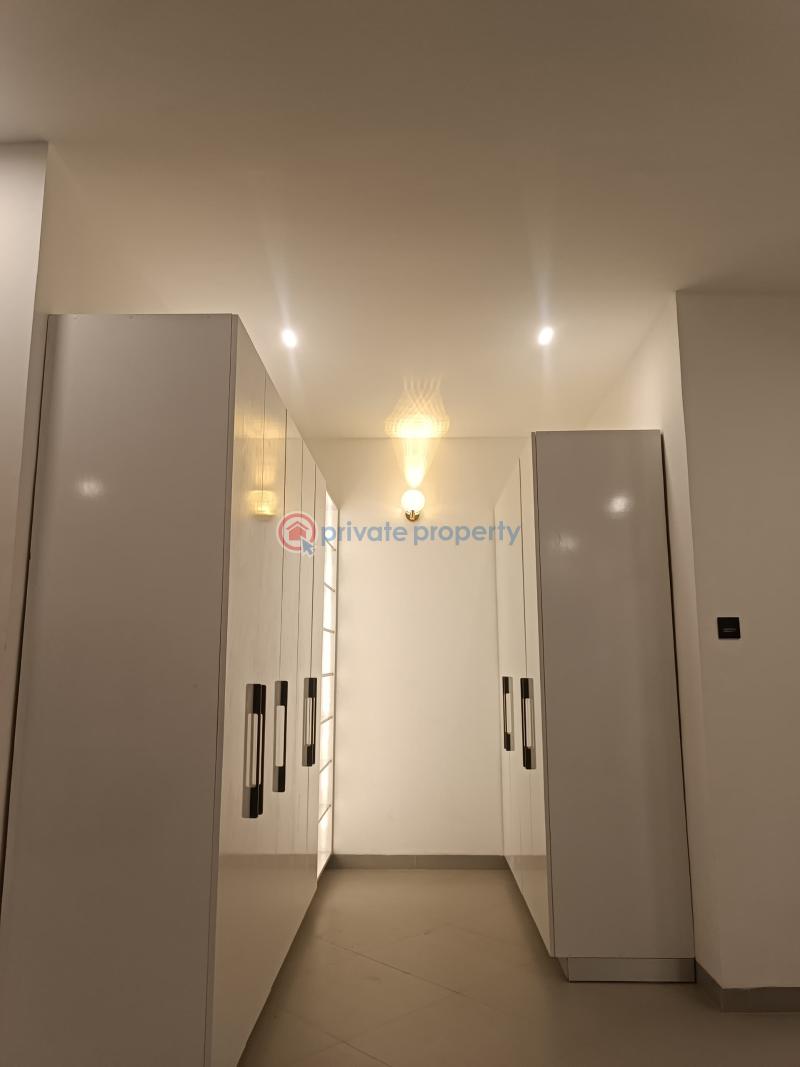 5 bedroom House For Sale Ashalley Botwe Accra Metropolitan  - 11