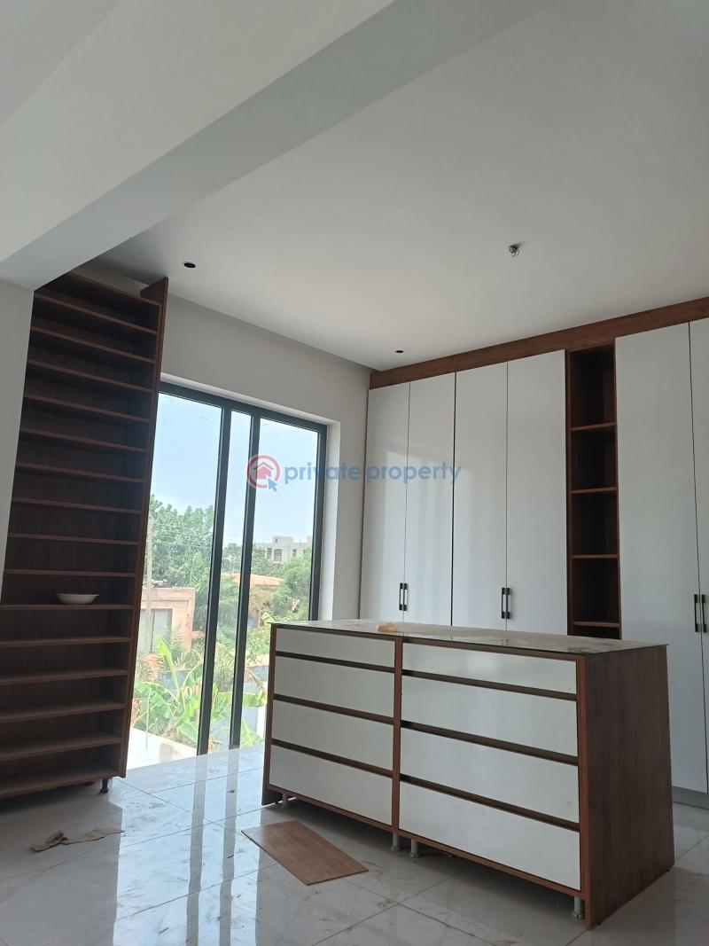 5 bedroom House For Sale Adenta Adenta Municipal Accra - 2