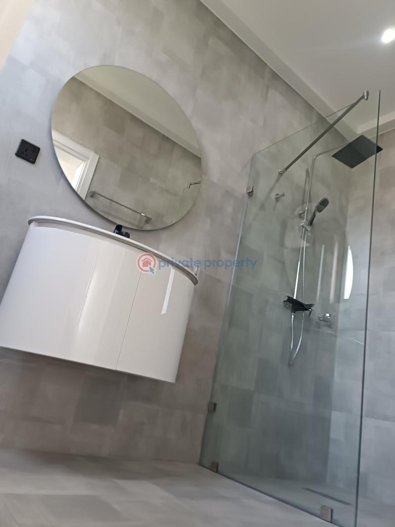 5 bedroom House For Sale East Legon Accra - 10