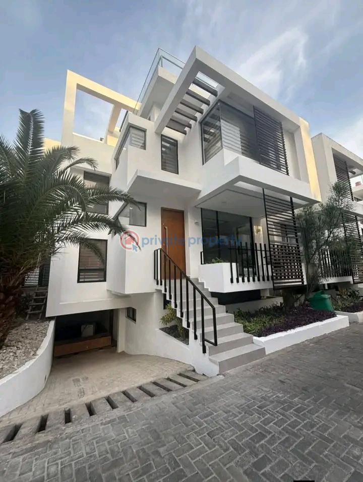 5 bedroom Townhouse For Rent Cantonments Accra - 0