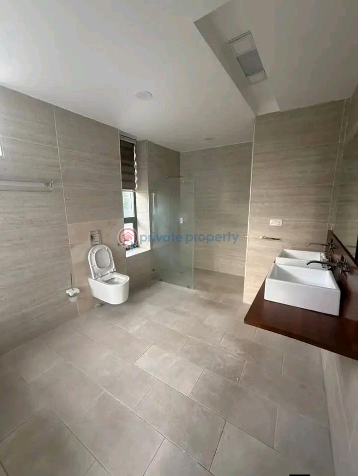 5 bedroom Townhouse For Rent Cantonments Accra - 8