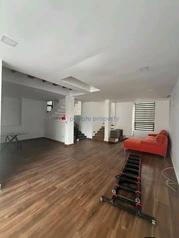5 bedroom Townhouse For Rent Cantonments Accra - 1