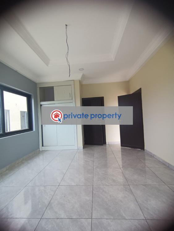 6 bedroom Detached Duplex For Sale &nbsp;east Airport Airport Residential Area Accra - 4