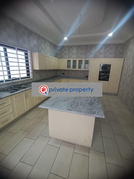 6 bedroom Detached Duplex For Sale &nbsp;east Airport Airport Residential Area Accra - 1