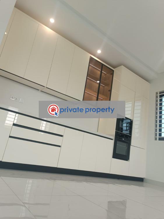 6 bedroom Detached Duplex For Sale East Legon Accra - 8