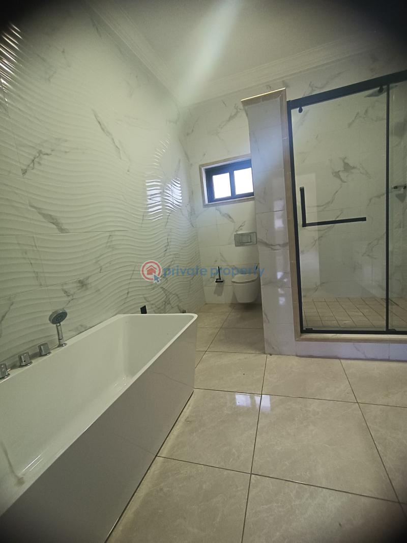 6 bedroom House For Sale East Airport Airport Residential Area Accra - 14
