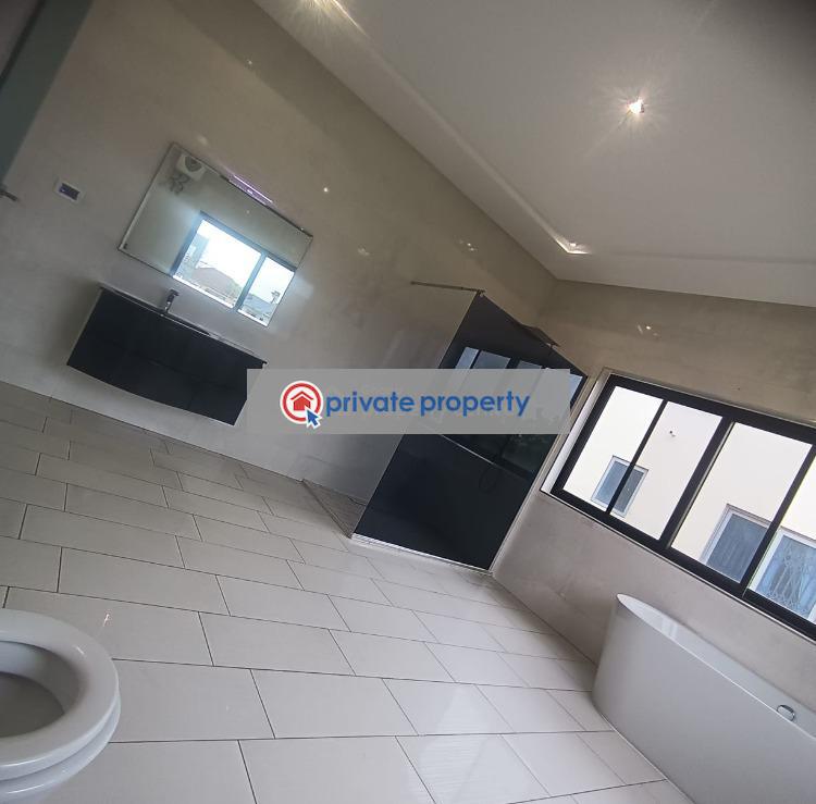 6 bedroom Detached Duplex For Sale East Legon Accra - 21