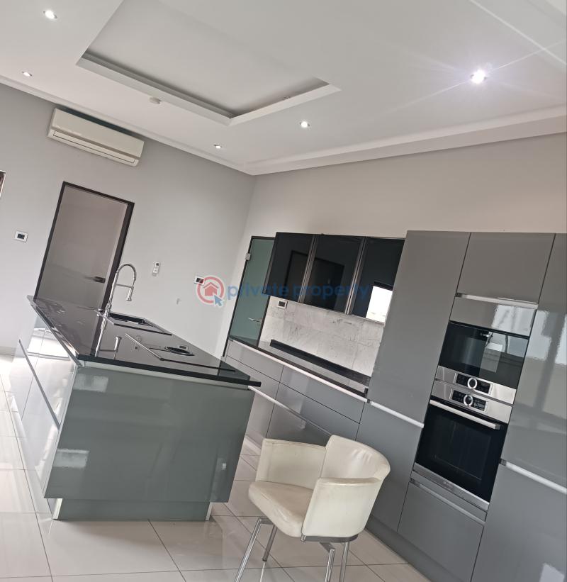 6 bedroom House For Sale East Legon Accra - 9