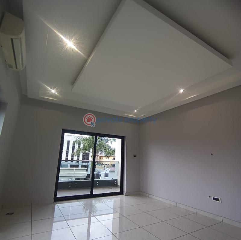 6 bedroom House For Sale East Legon Accra - 0