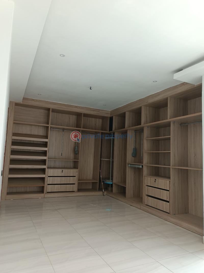 7 bedroom House For Sale Trasacco East Legon Accra - 15