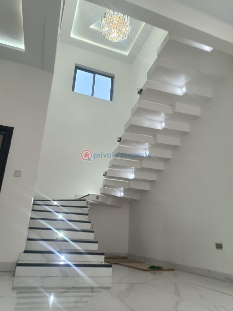 4 bedroom Detached Duplex For Sale Ashongman Estates Ga East Municipal Accra - 3