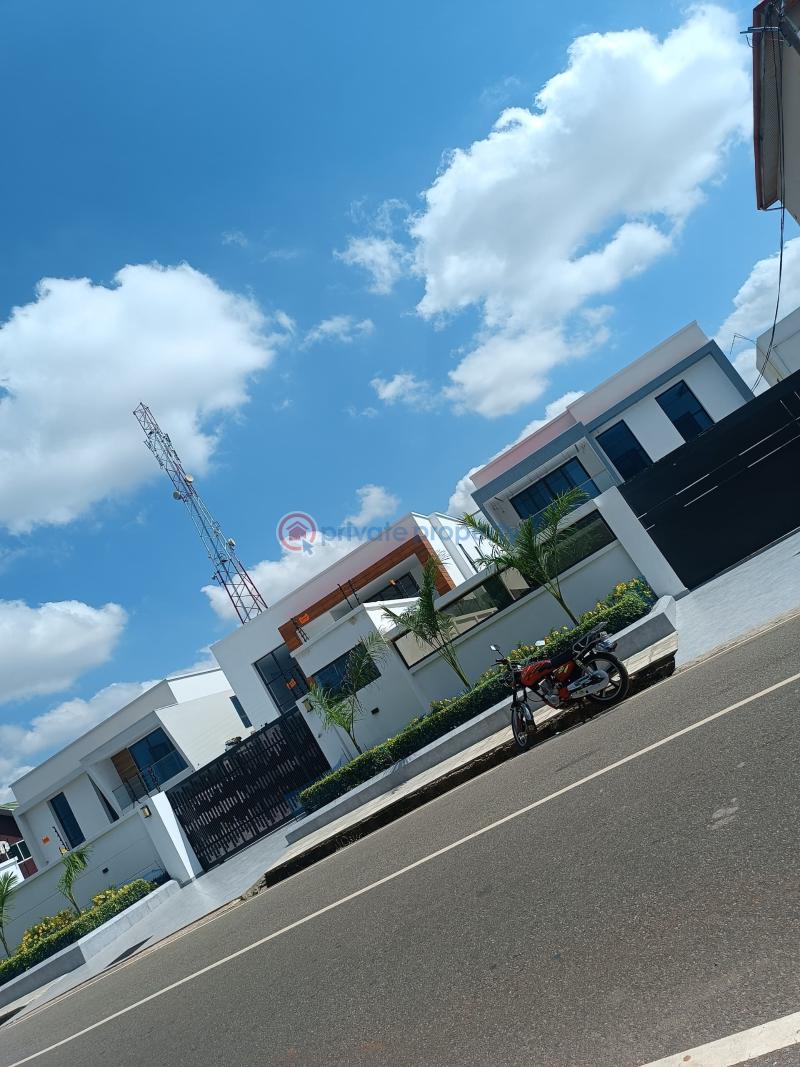 4 bedroom Detached Duplex For Sale East Legon Accra - 0