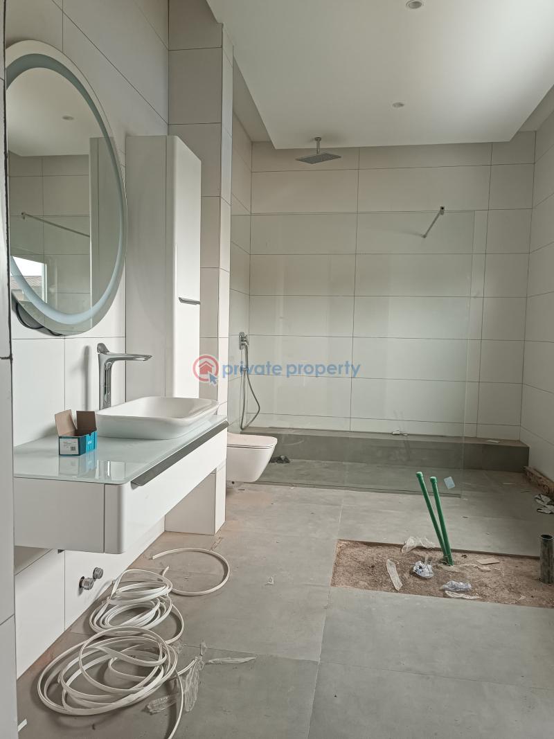 5 bedroom House For Sale East Legon Accra - 1