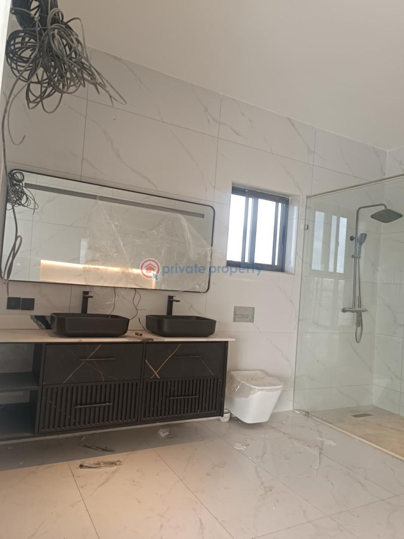 5 bedroom House For Sale Adenta Municipal Accra - 7