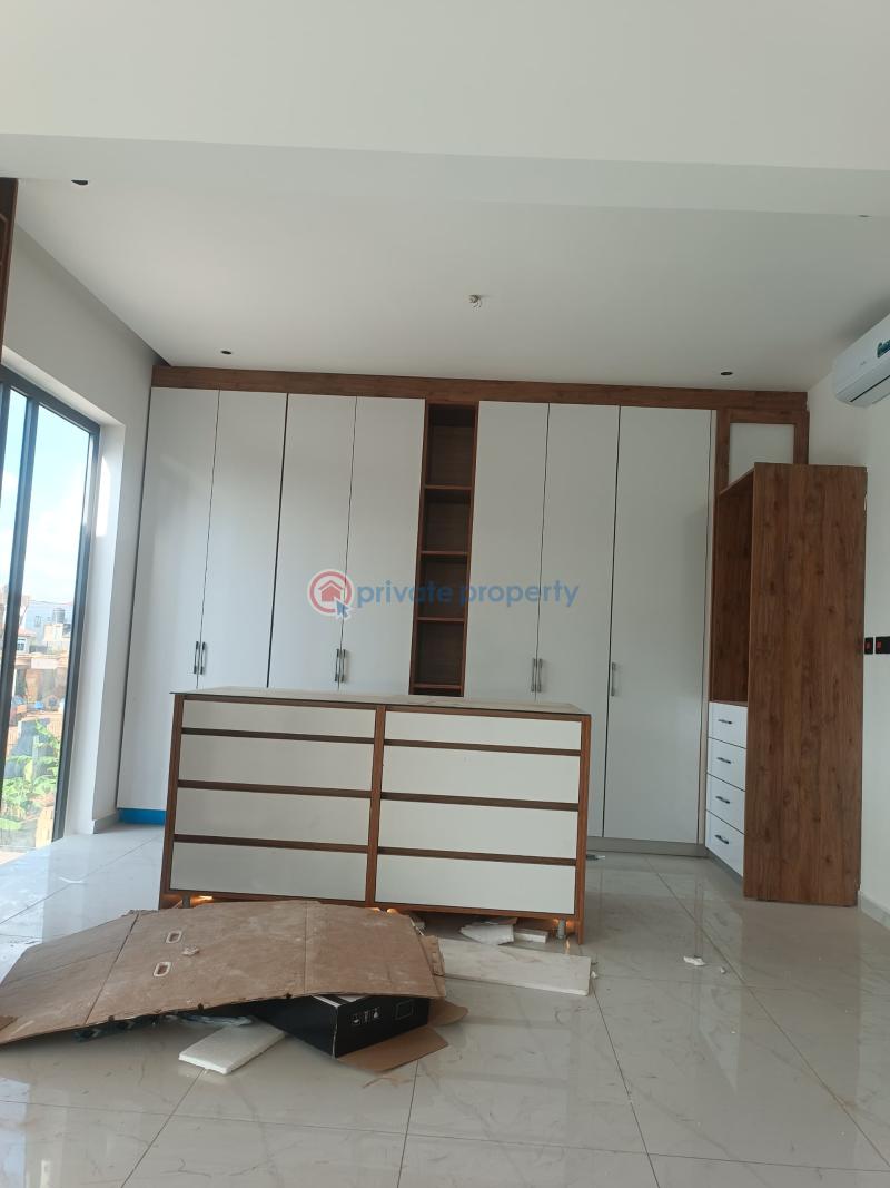 5 bedroom House For Sale Adenta Municipal Accra - 9