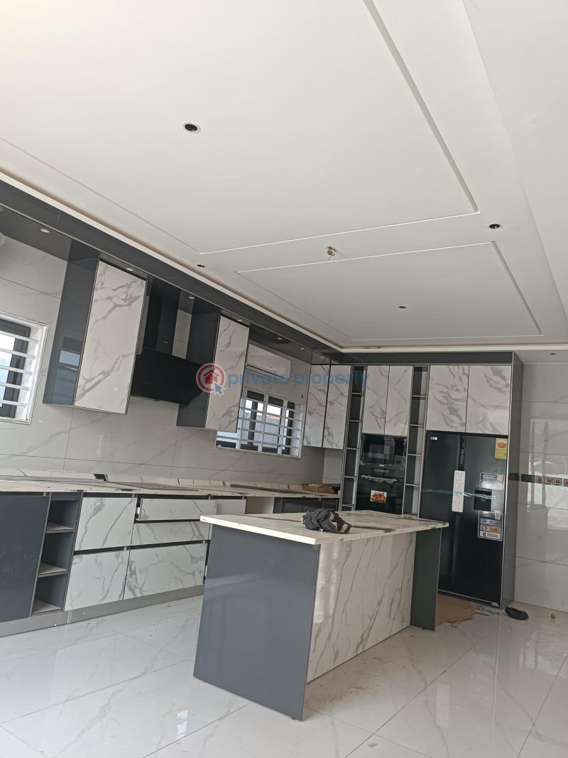 5 bedroom House For Sale Adenta Municipal Accra - 4