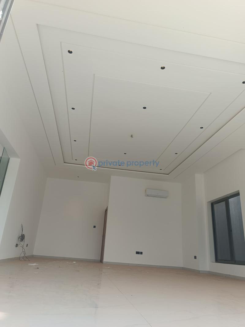 5 bedroom House For Sale Adenta Municipal Accra - 10