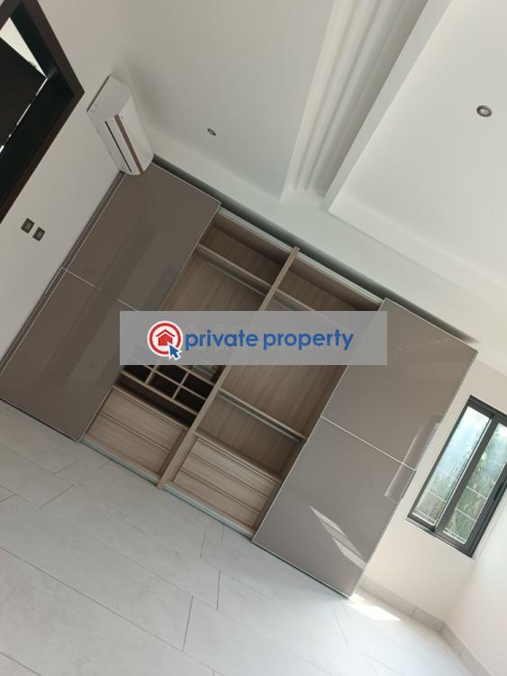 3 bedroom Townhouse For Sale Airport Residential Area Accra - 2