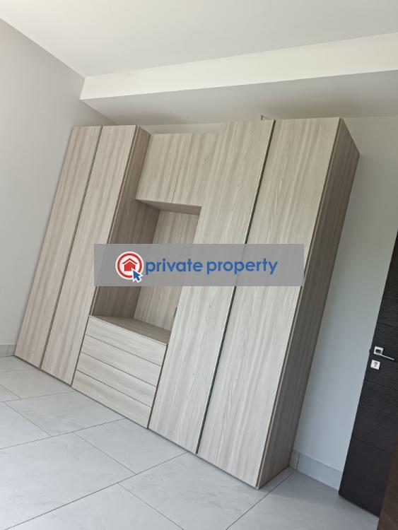 3 bedroom Townhouse For Sale Airport Residential Area Accra - 9