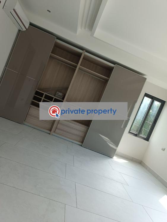 3 bedroom Townhouse For Sale Airport Residential Area Accra - 6