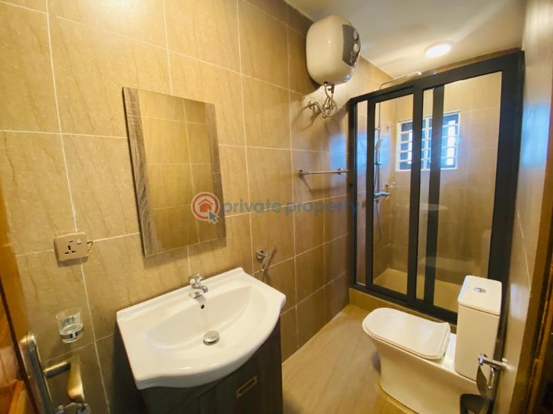 5 bedroom House For Sale Lakeside Estates. Adenta Municipal Accra - 7