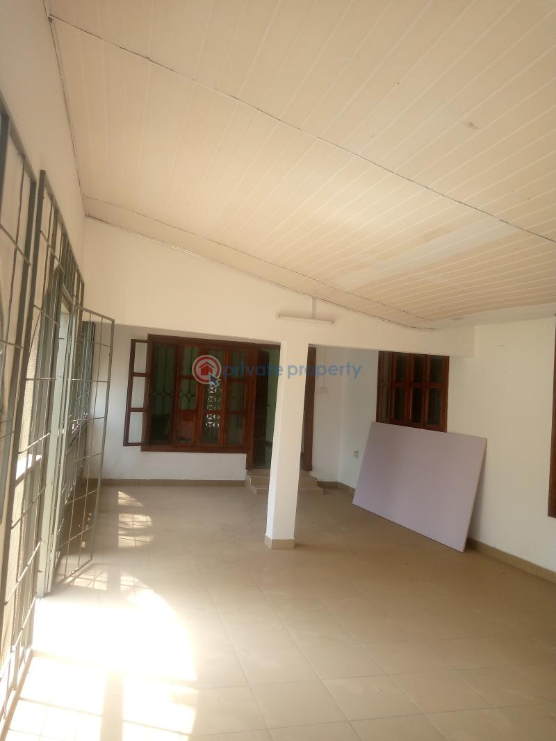 4 bedroom House For Sale Nyaniba Estate Osu Road Accra - 2