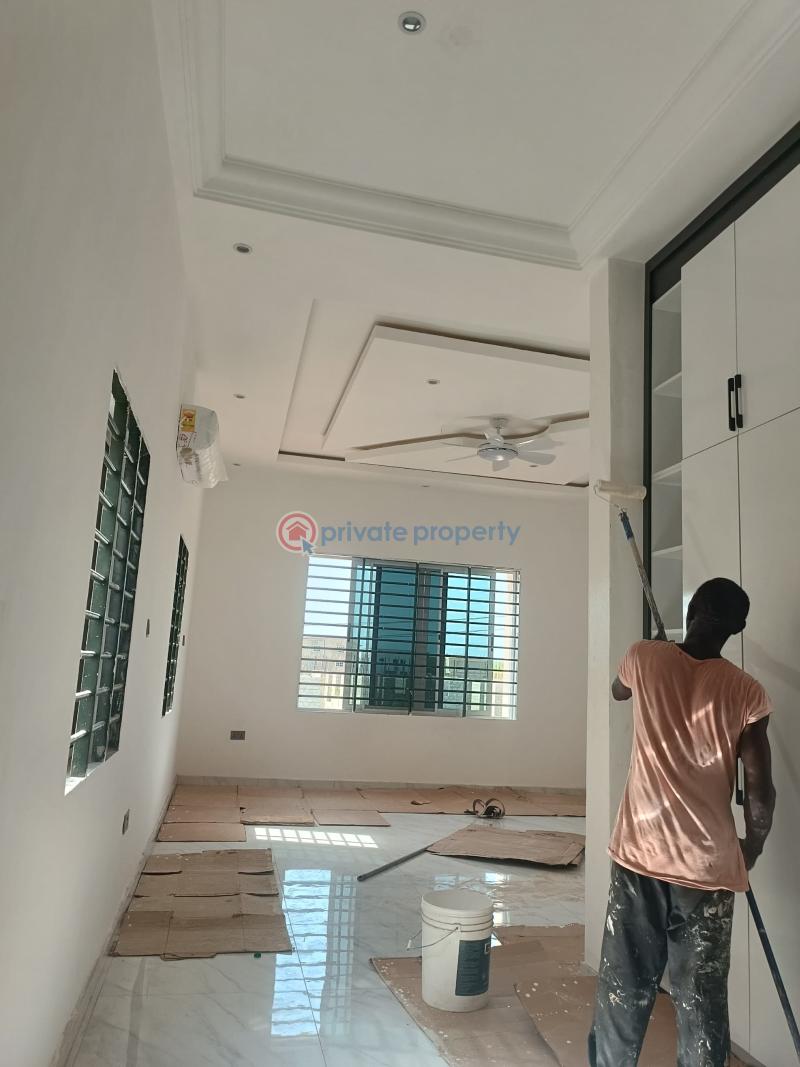 5 bedroom House For Sale Lakeside Estates Adenta Municipal Accra - 15