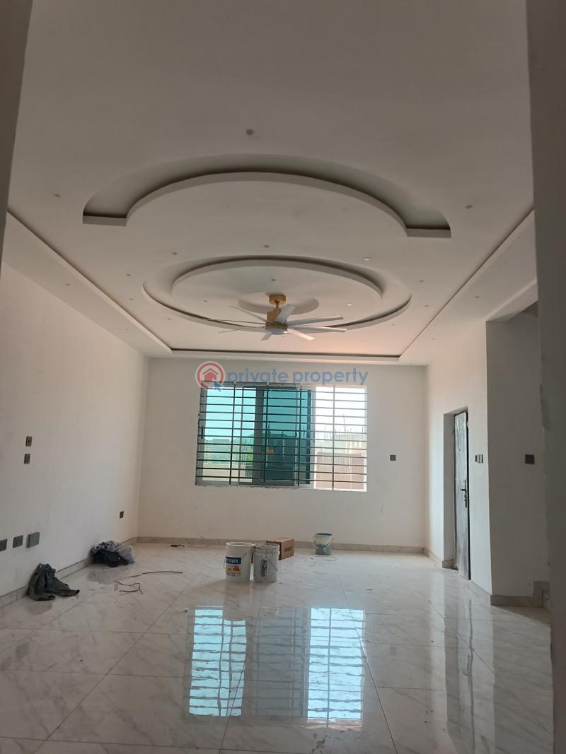 5 bedroom House For Sale Lakeside Estates Adenta Municipal Accra - 3